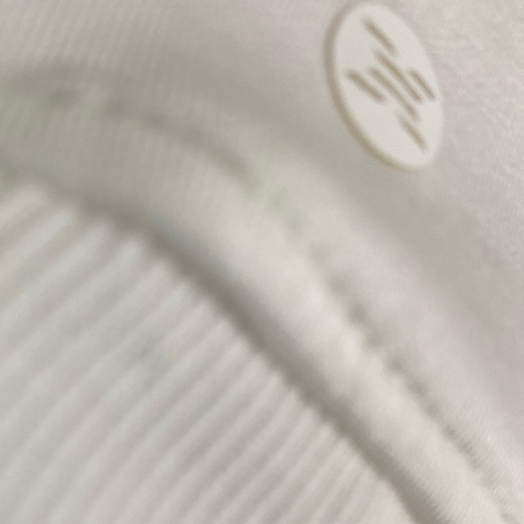 RBX White Women's athletic top - Picture 3 of 13